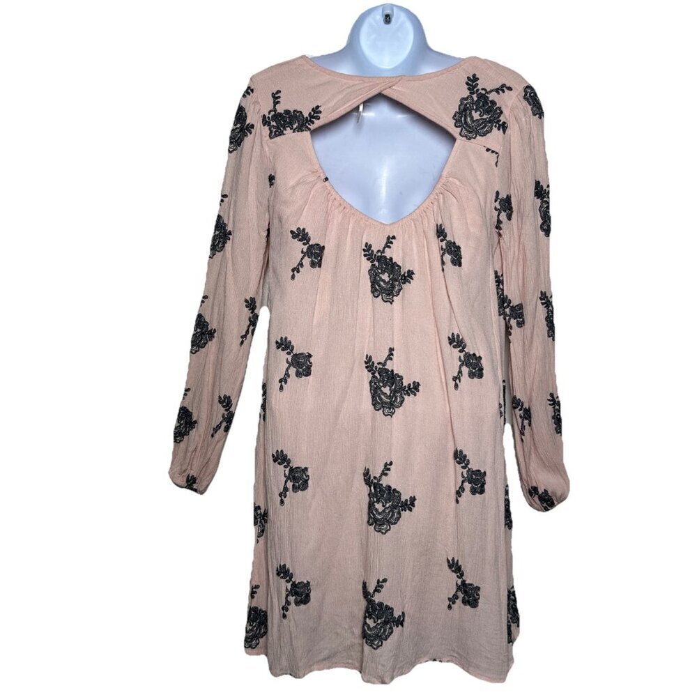 Free People Small Pink Grey Floral Embroidered Boho Austin Swing Mini Dress Boho - Picture 2 of 9